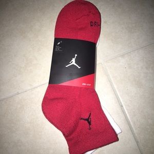 Jordan Dri-Fit Quarter Socks (3 pairs)